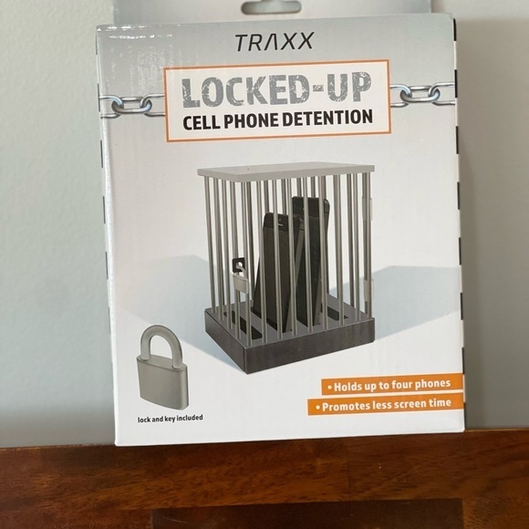 Traxx Locked up cell phone detention jail new in box - Picture 11 of 12